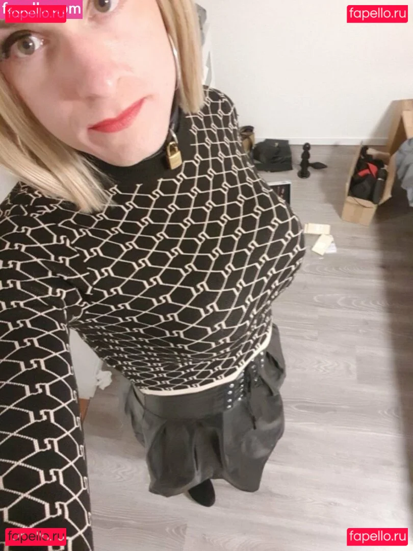 SissyKaya Onlyfans Photo Gallery 