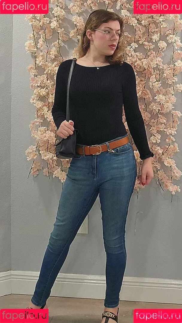 Alaina Jane Onlyfans Photo Gallery 