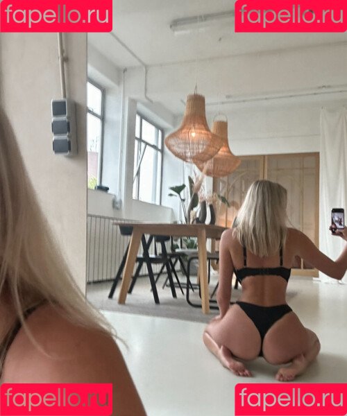 Noa Maureen Onlyfans Photo Gallery 