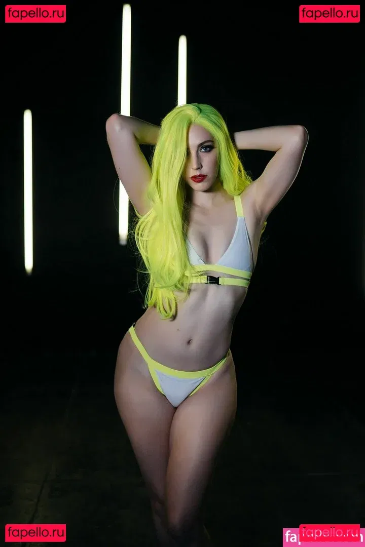 Tali Xoxo Onlyfans Photo Gallery 