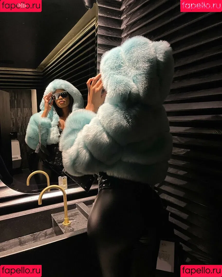 Antoinette Onlyfans Photo Gallery 