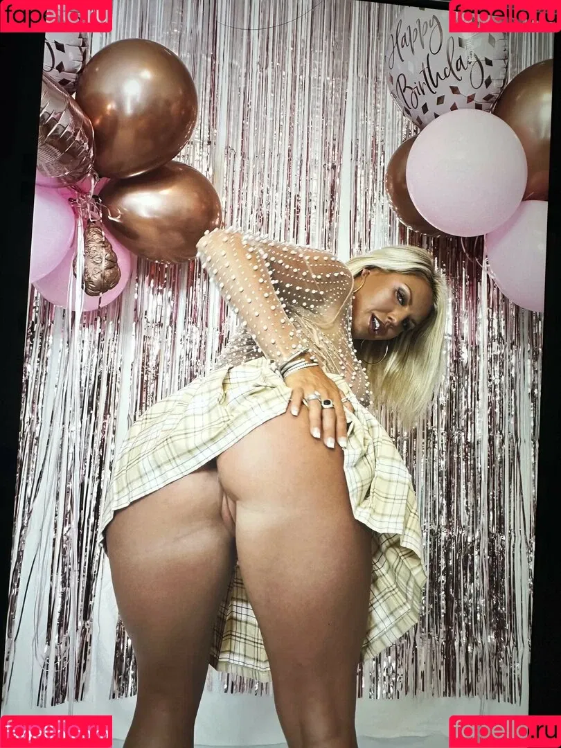 Sophie Swaney Onlyfans Photo Gallery 