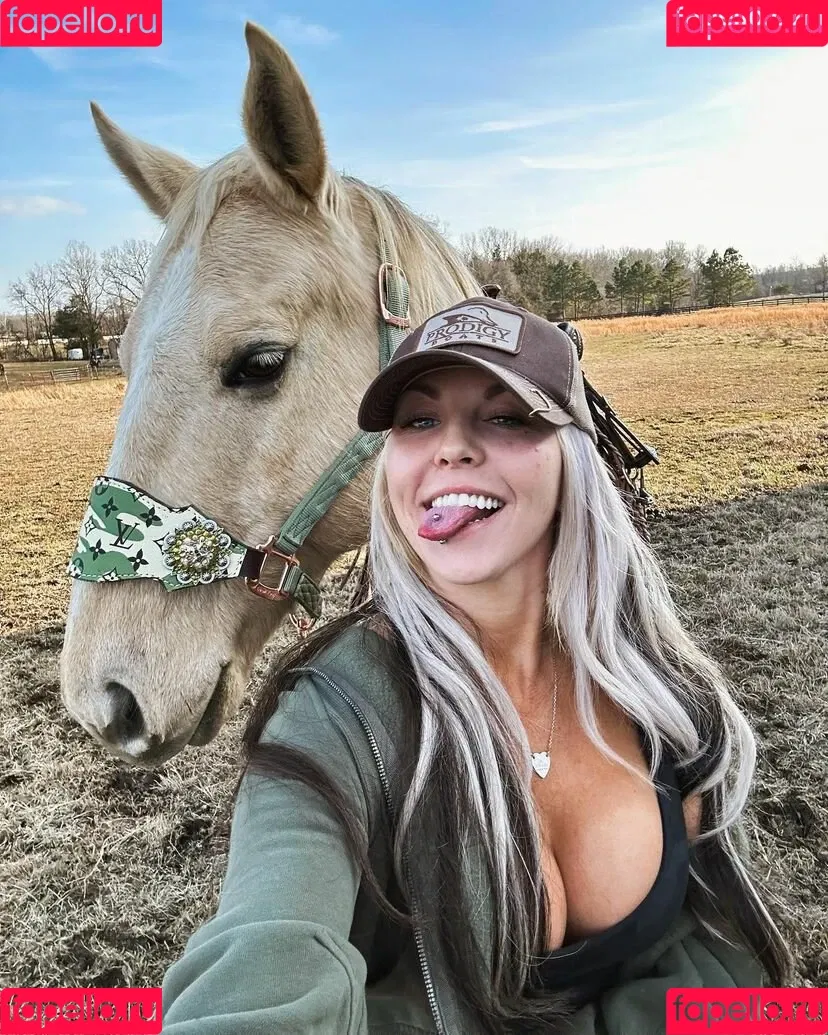 Sophie Swaney Onlyfans Photo Gallery 