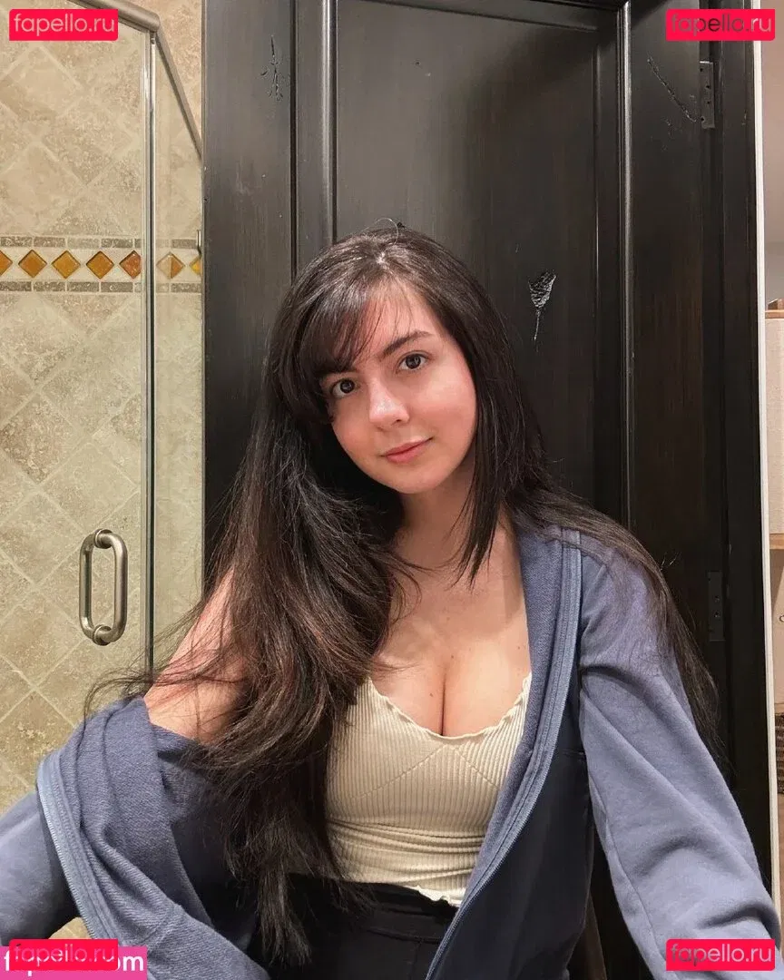 Bnans Onlyfans Photo Gallery 