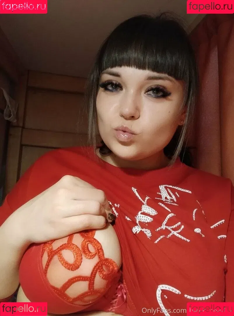 lara.horn Onlyfans Photo Gallery 