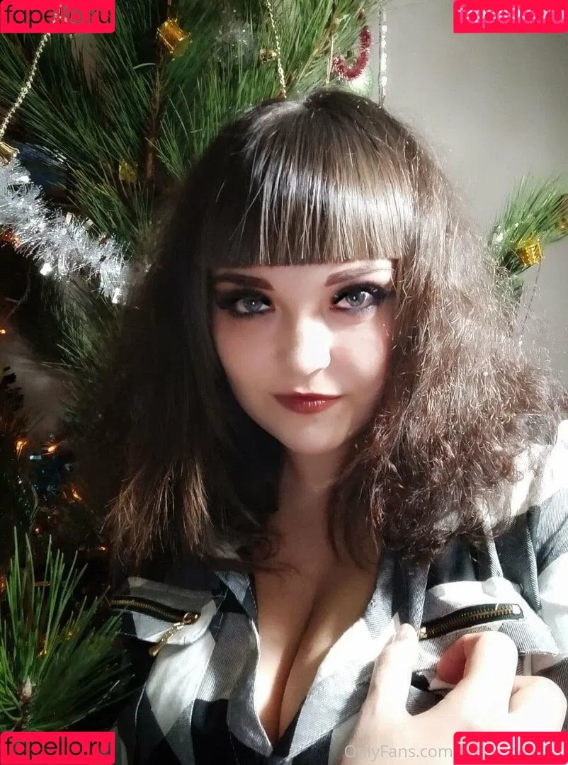 lara.horn Onlyfans Photo Gallery 
