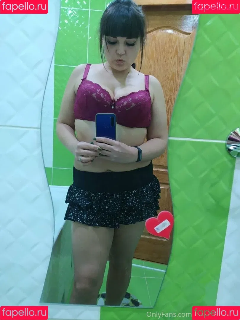 lara.horn Onlyfans Photo Gallery 