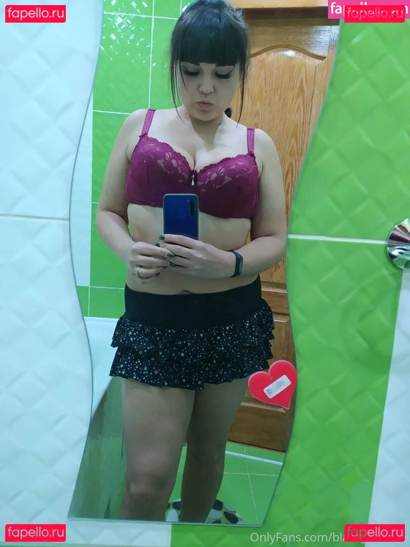 lara.horn Nude Onlyfans Photo 43