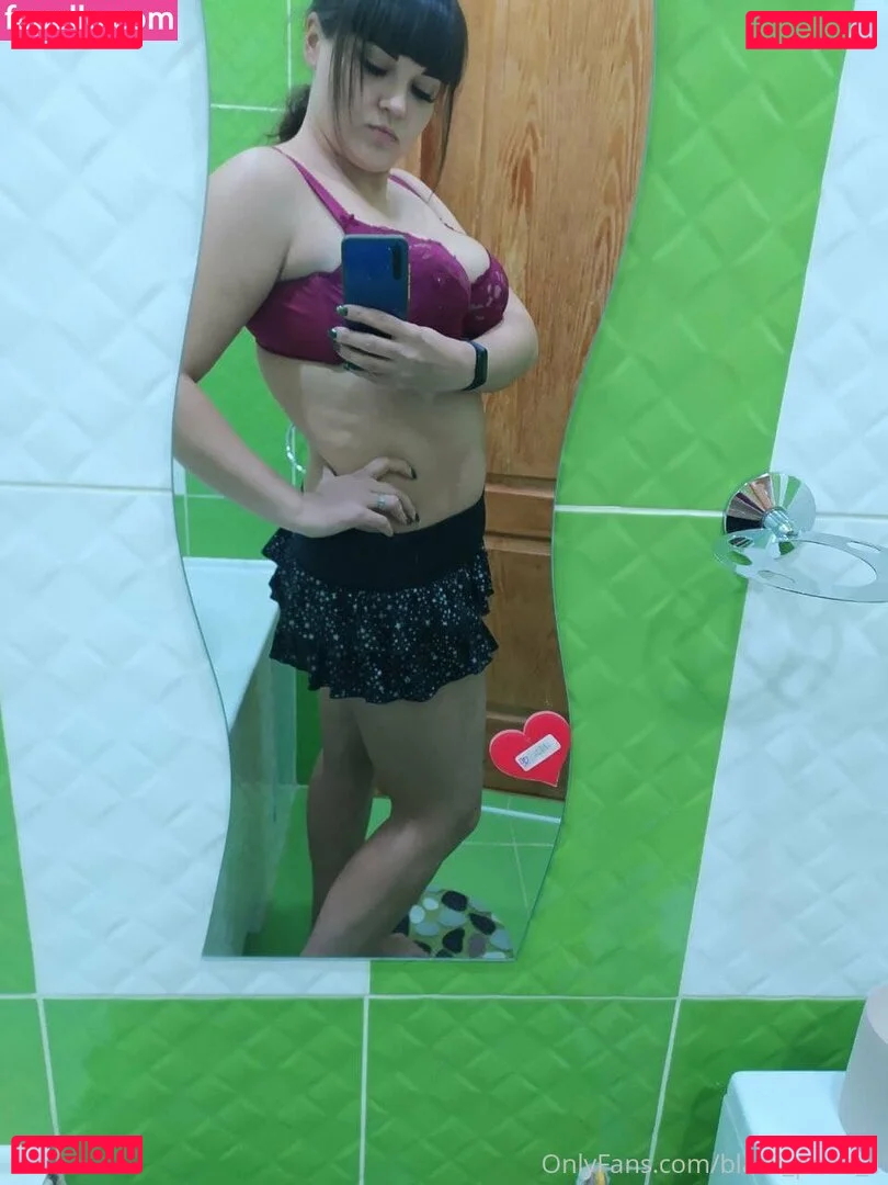 lara.horn Nude Onlyfans Photo 36