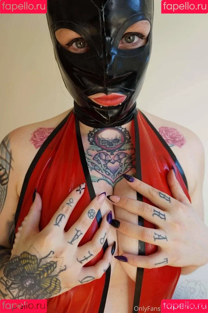 latex_neko Onlyfans Photo Gallery 