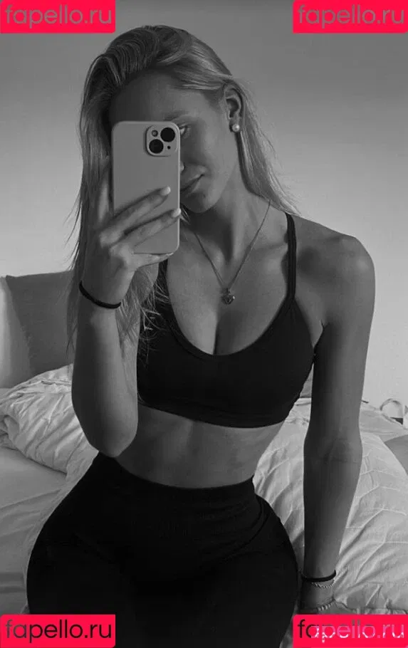 Zarah Ellen Onlyfans Photo Gallery 