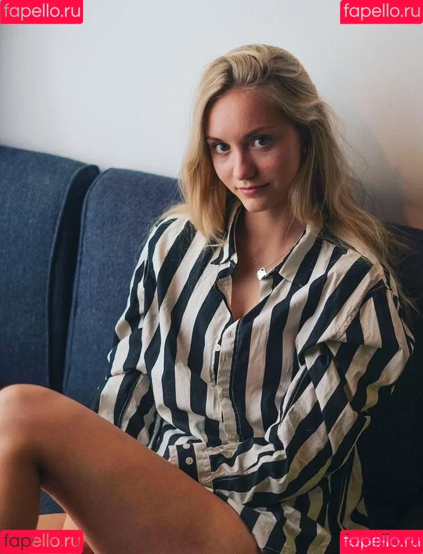 Zarah Ellen Onlyfans Photo Gallery 