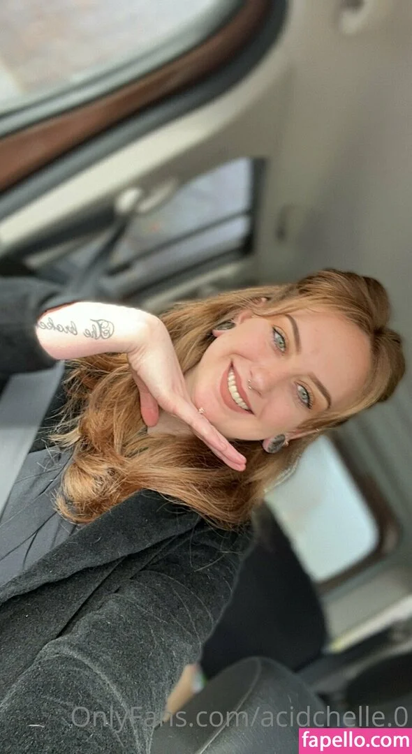 acidchelle.0 Onlyfans Photo Gallery 