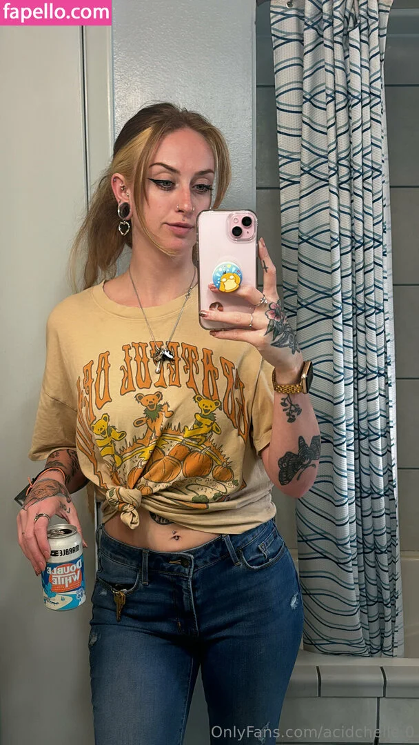 acidchelle.0 Onlyfans Photo Gallery 