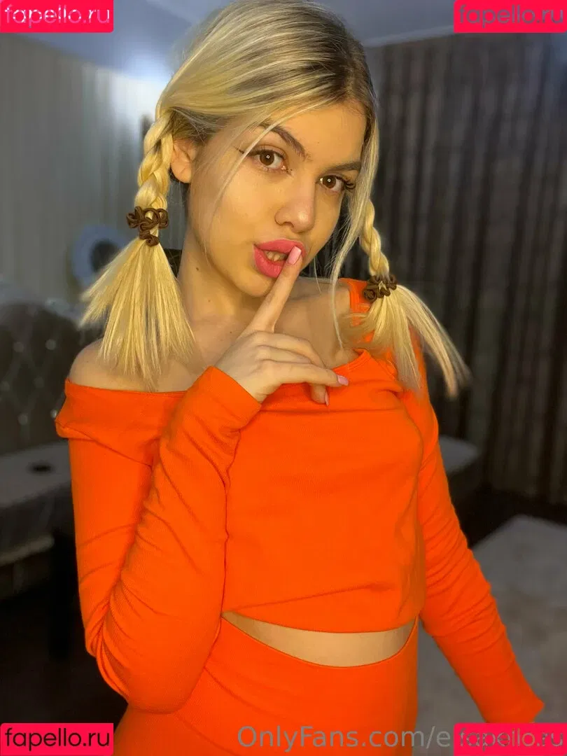elsakroes Onlyfans Photo Gallery 