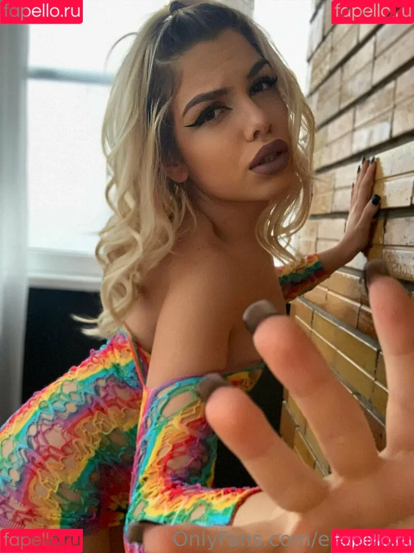 elsakroes Onlyfans Photo Gallery 