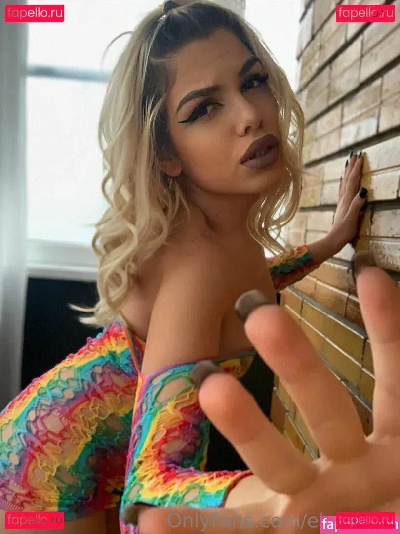 elsakroes Onlyfans Photo Gallery 