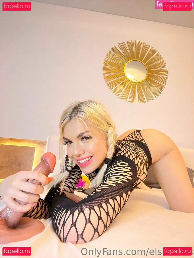 elsakroes Onlyfans Photo Gallery 