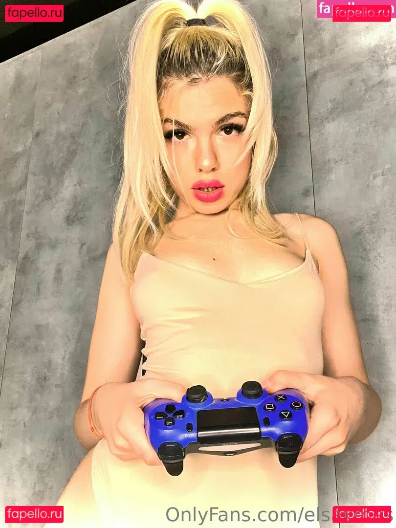 elsakroes Onlyfans Photo Gallery 