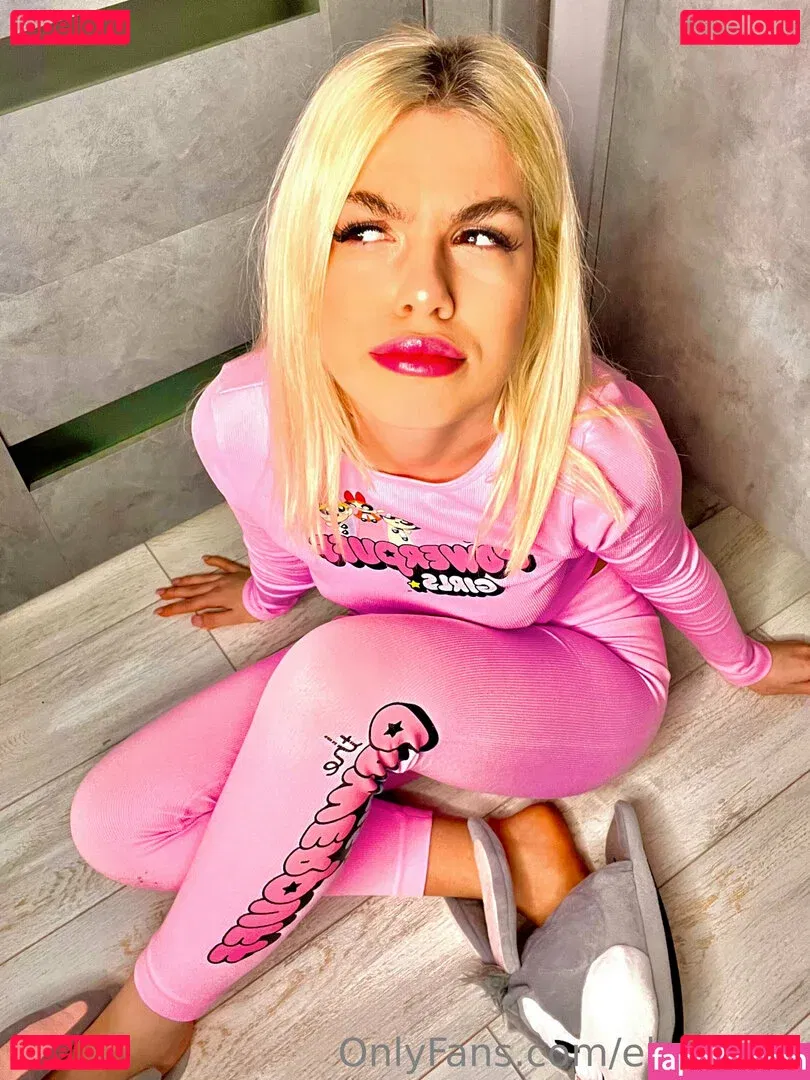 elsakroes Onlyfans Photo Gallery 