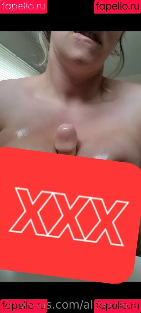 alexxrenee24 Onlyfans Photo Gallery 