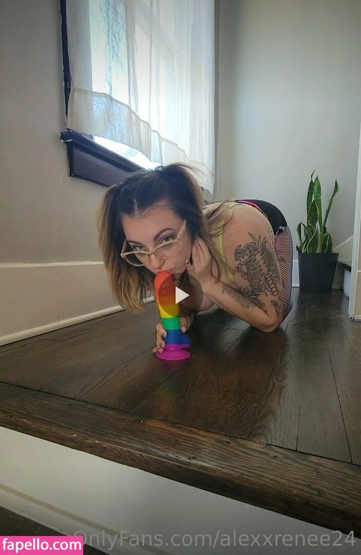 alexxrenee24 Onlyfans Photo Gallery 