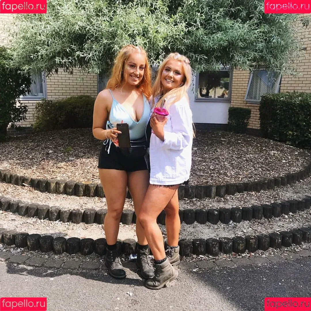 Emily Mather Onlyfans Photo Gallery 