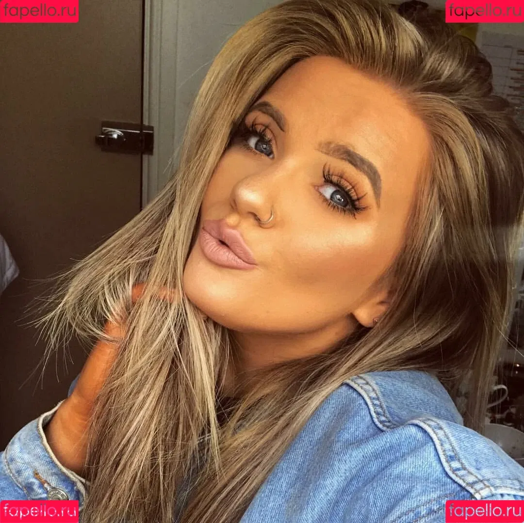 Emily Mather Onlyfans Photo Gallery 