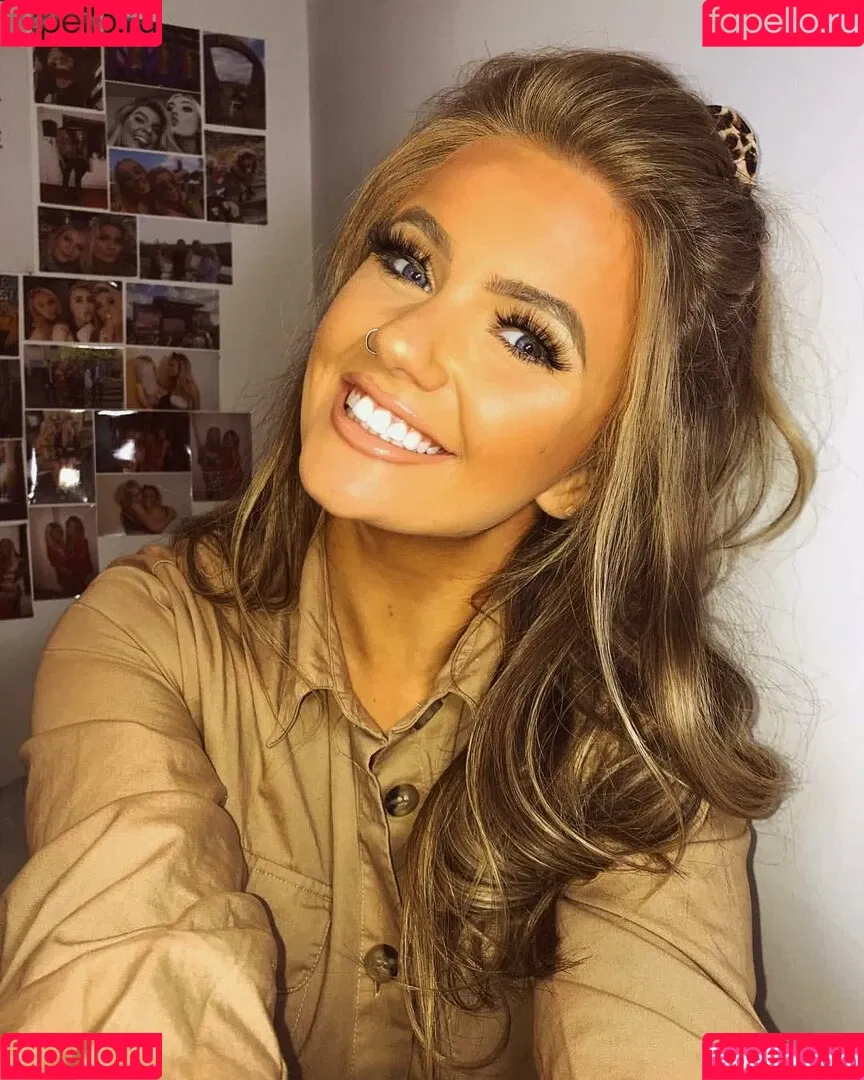 Emily Mather Onlyfans Photo Gallery 