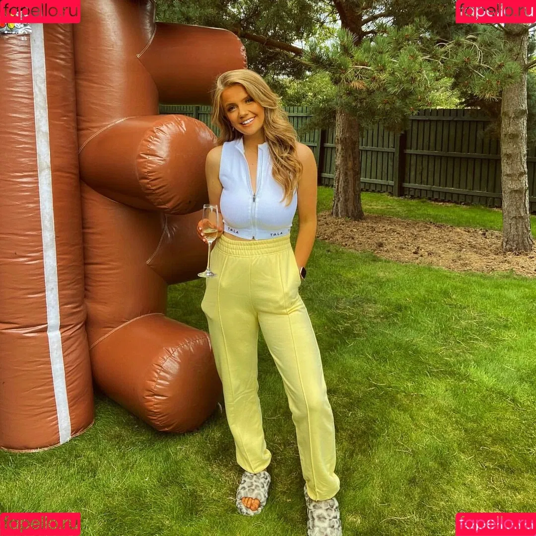 Emily Mather Onlyfans Photo Gallery 