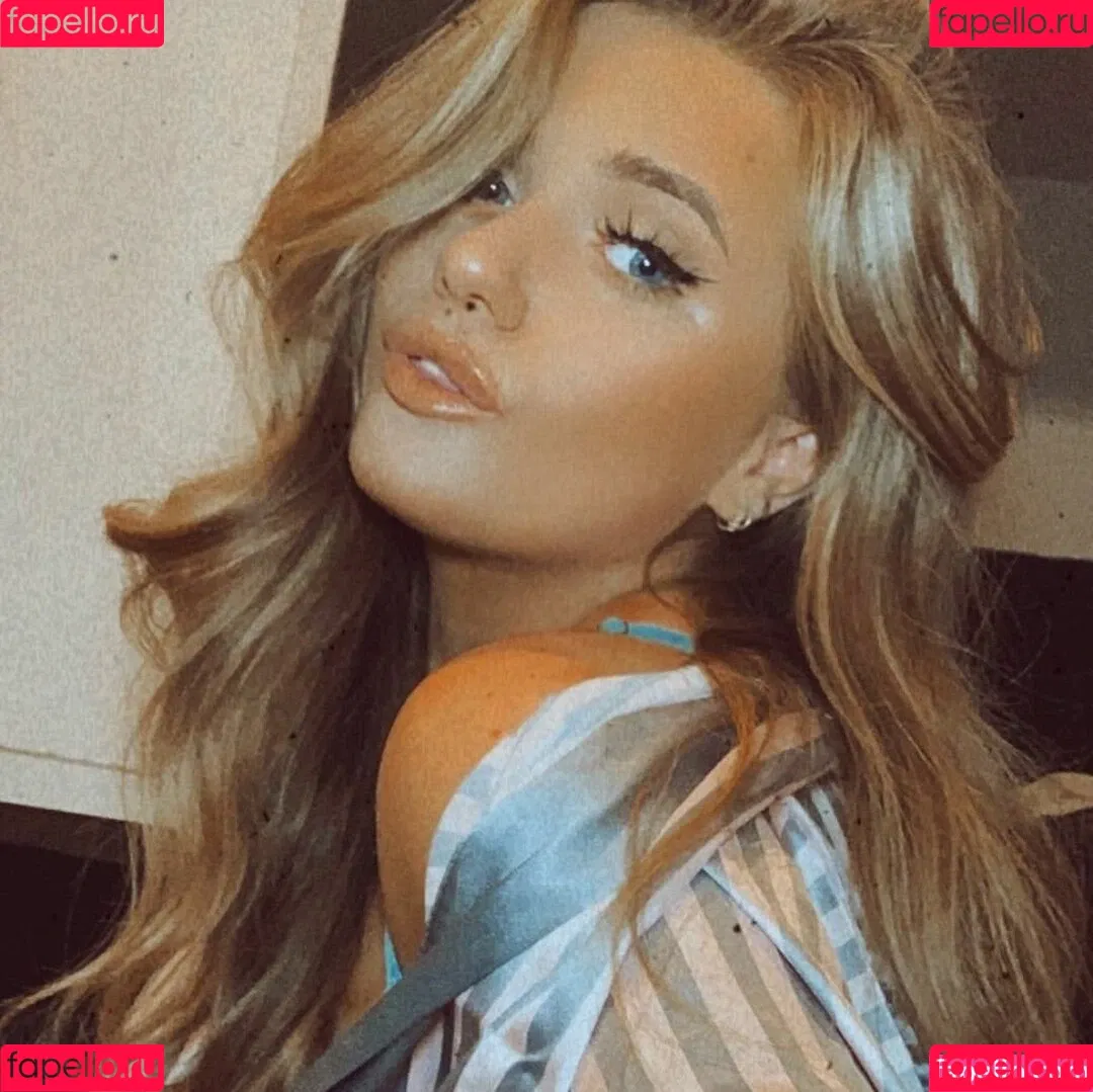 Emily Mather Onlyfans Photo Gallery 