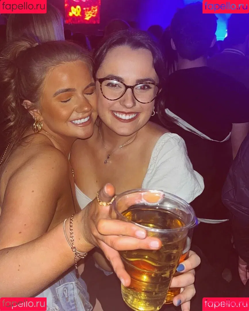 Emily Mather Onlyfans Photo Gallery 