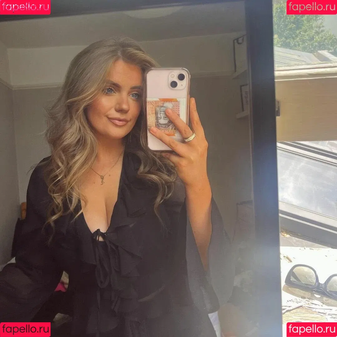 Emily Mather Onlyfans Photo Gallery 