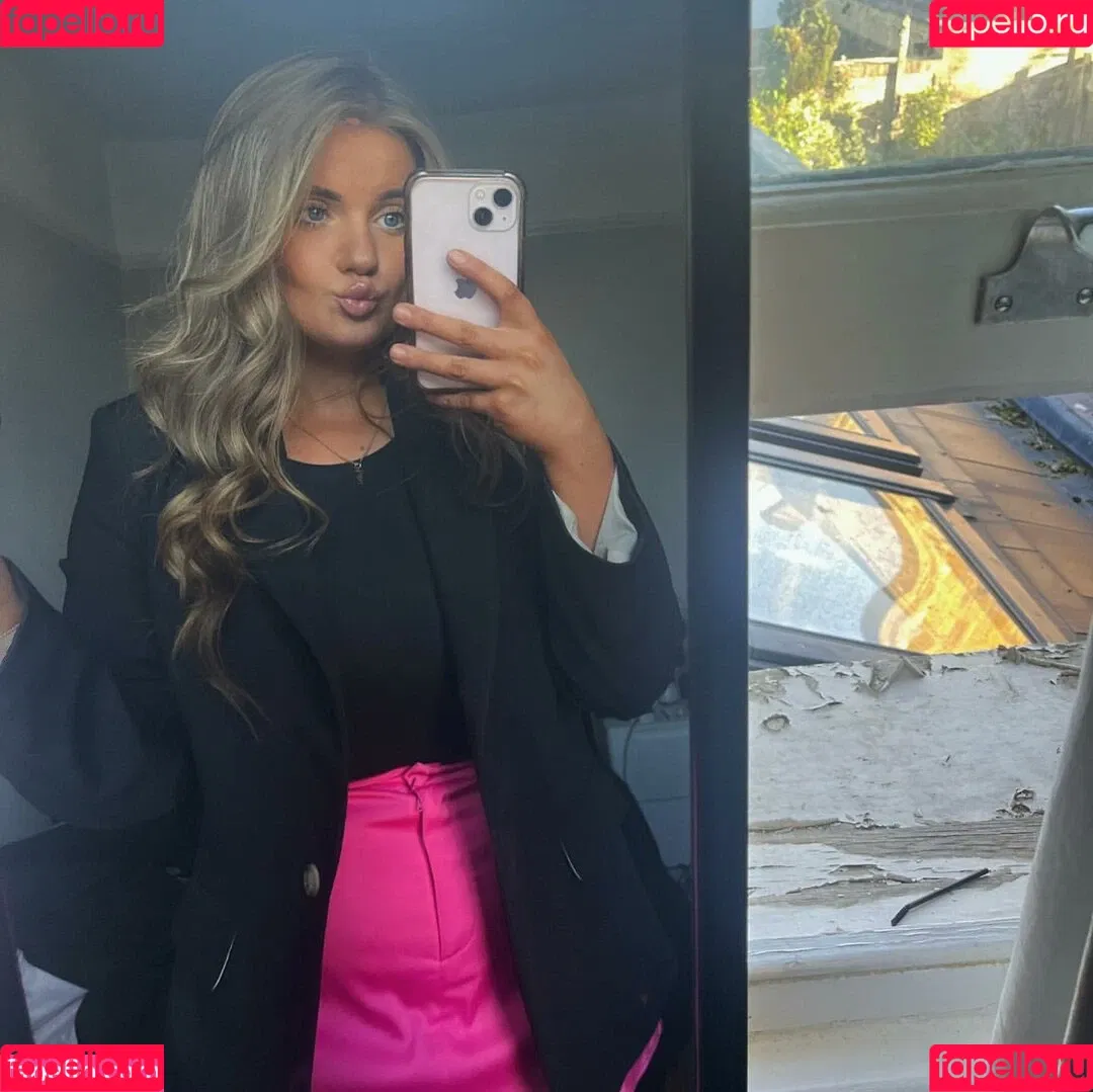 Emily Mather Onlyfans Photo Gallery 