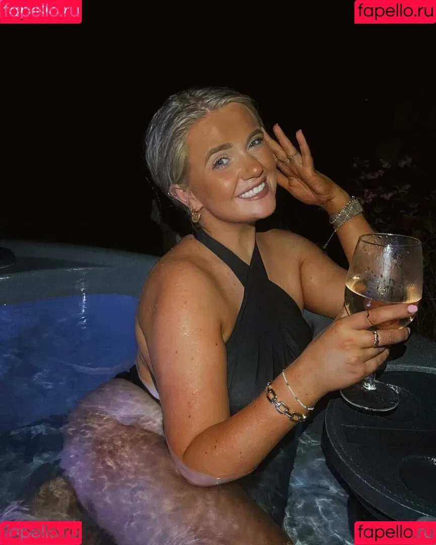 Emily Mather Onlyfans Photo Gallery 