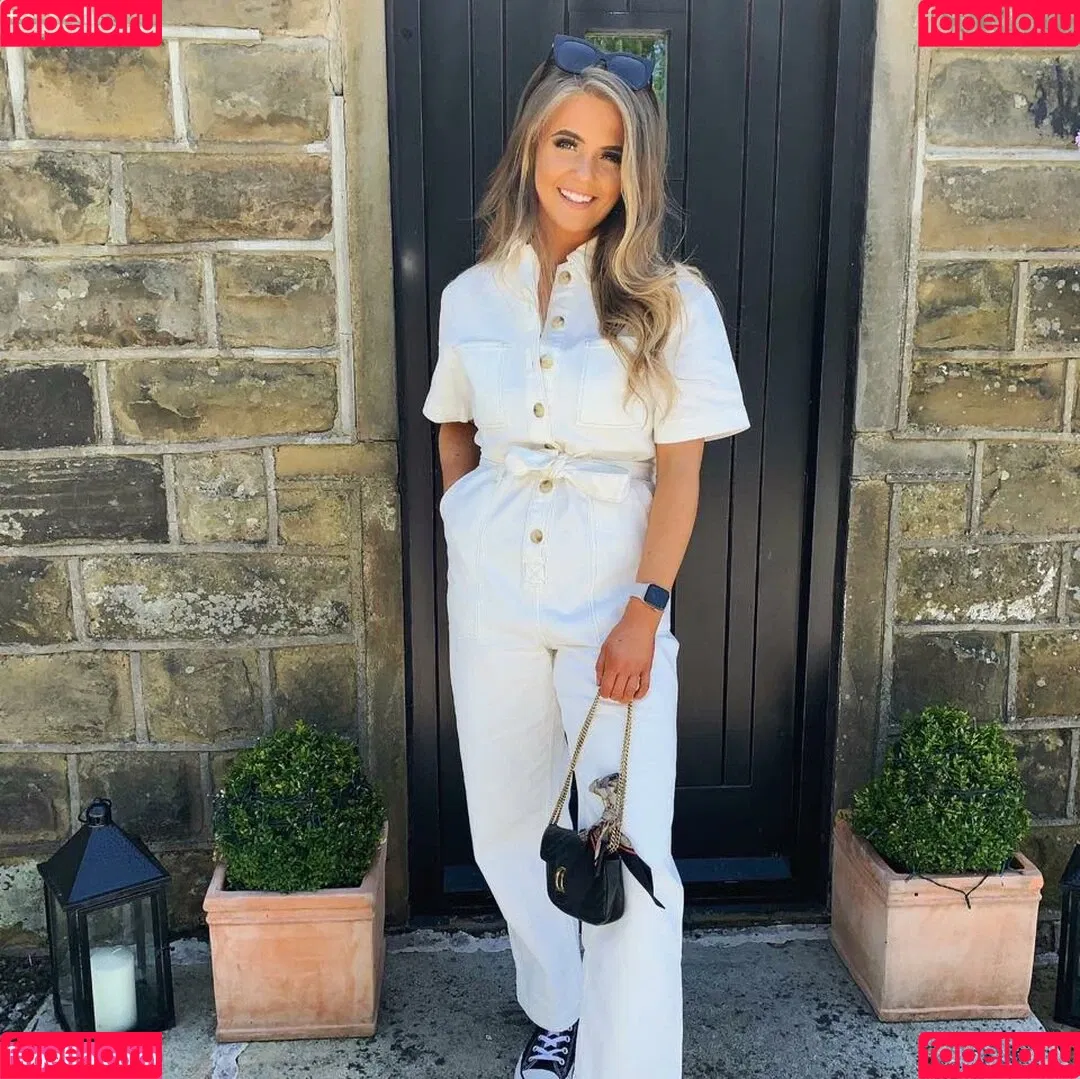 Emily Mather Onlyfans Photo Gallery 