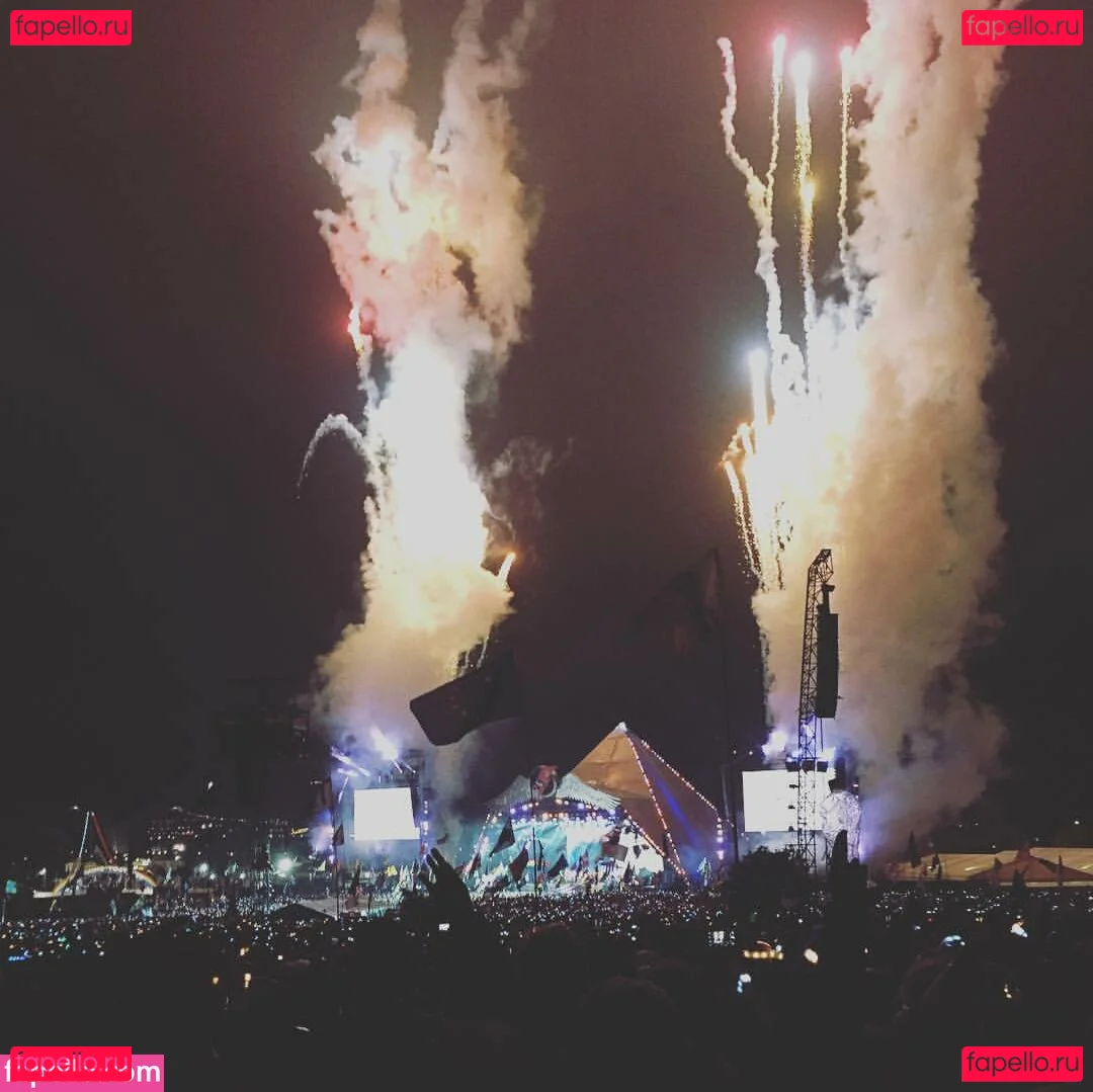 Emily Mather Onlyfans Photo Gallery 