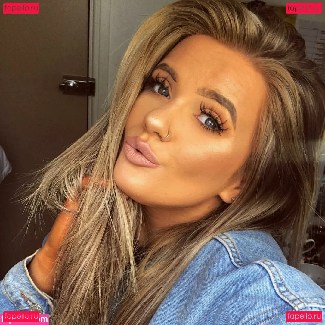 Emily Mather Onlyfans Photo Gallery 