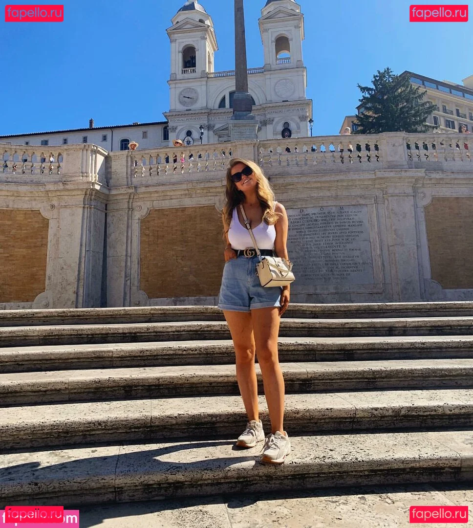 Emily Mather Onlyfans Photo Gallery 