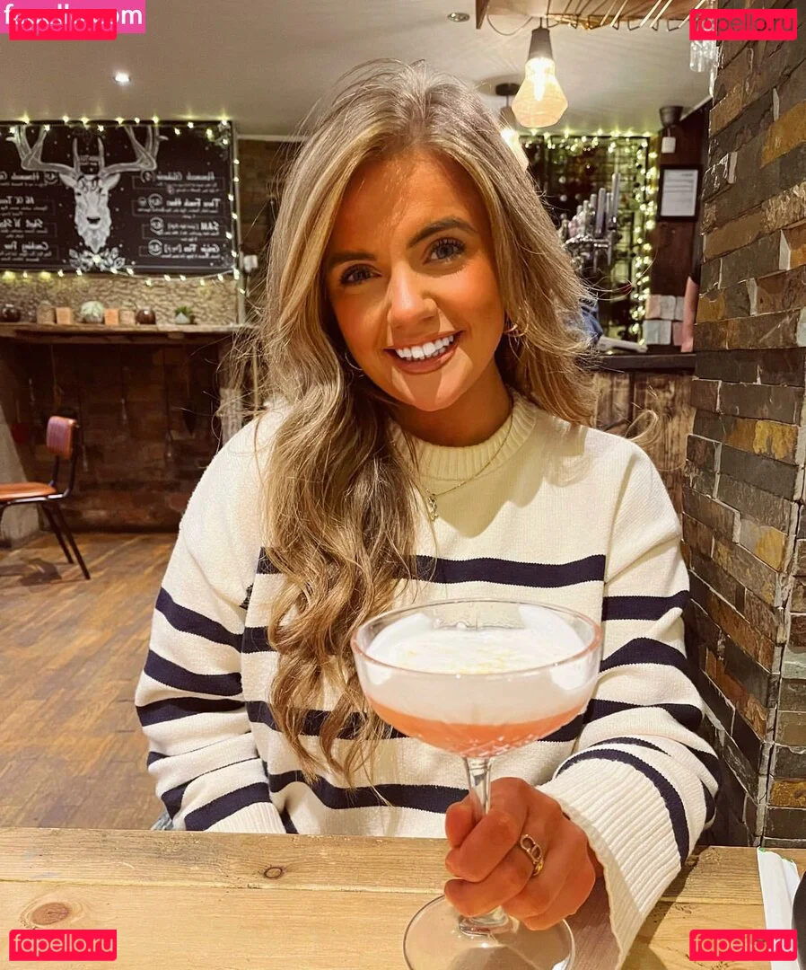 Emily Mather Onlyfans Photo Gallery 