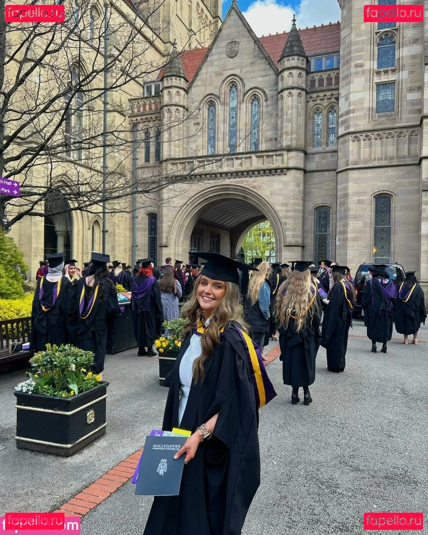 Emily Mather Onlyfans Photo Gallery 