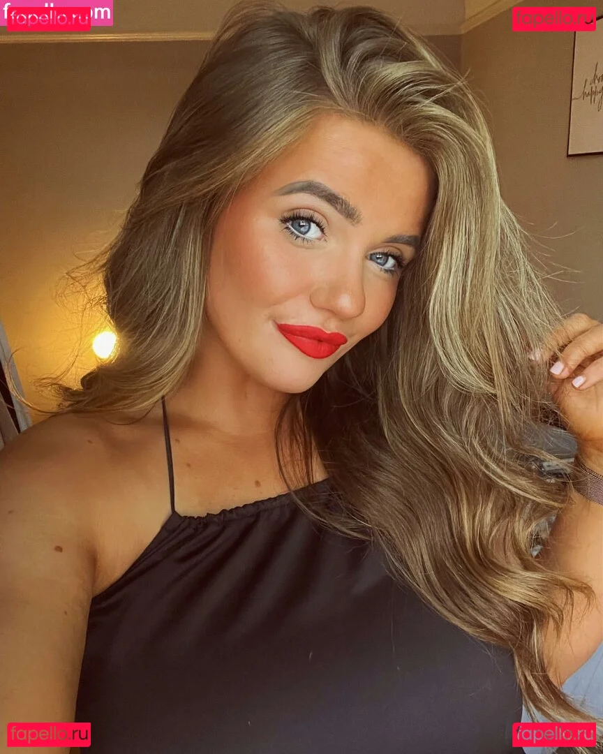 Emily Mather Onlyfans Photo Gallery 