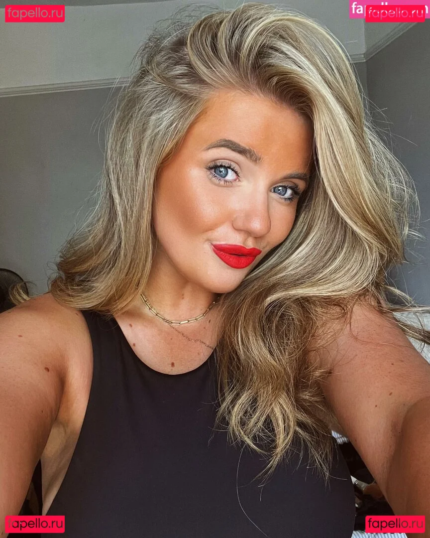 Emily Mather Onlyfans Photo Gallery 