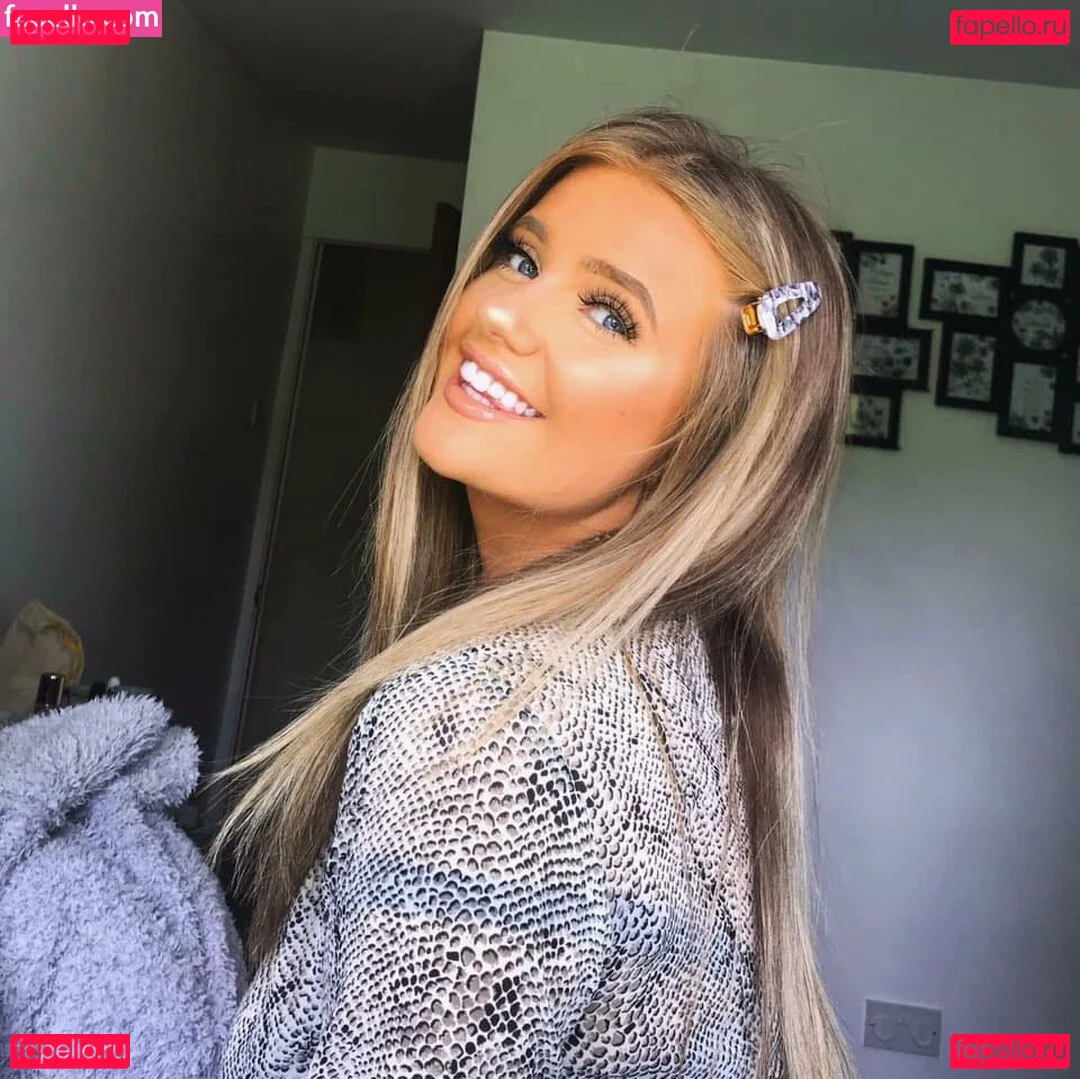 Emily Mather Onlyfans Photo Gallery 