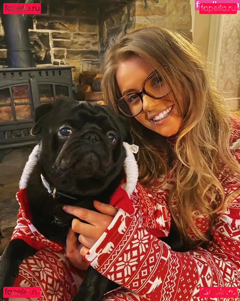 Emily Mather Onlyfans Photo Gallery 