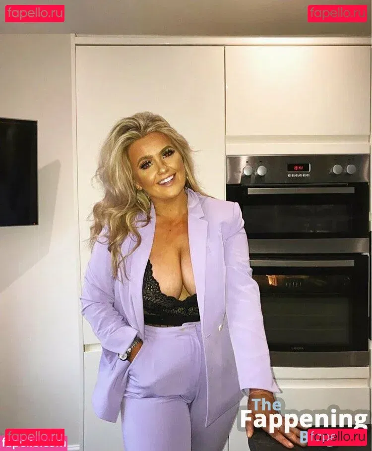 Emily Mather Onlyfans Photo Gallery 