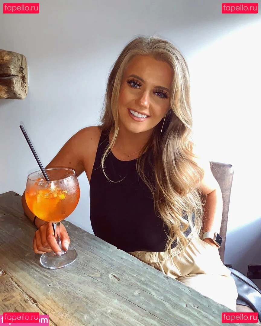 Emily Mather Onlyfans Photo Gallery 