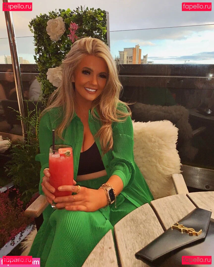 Emily Mather Onlyfans Photo Gallery 