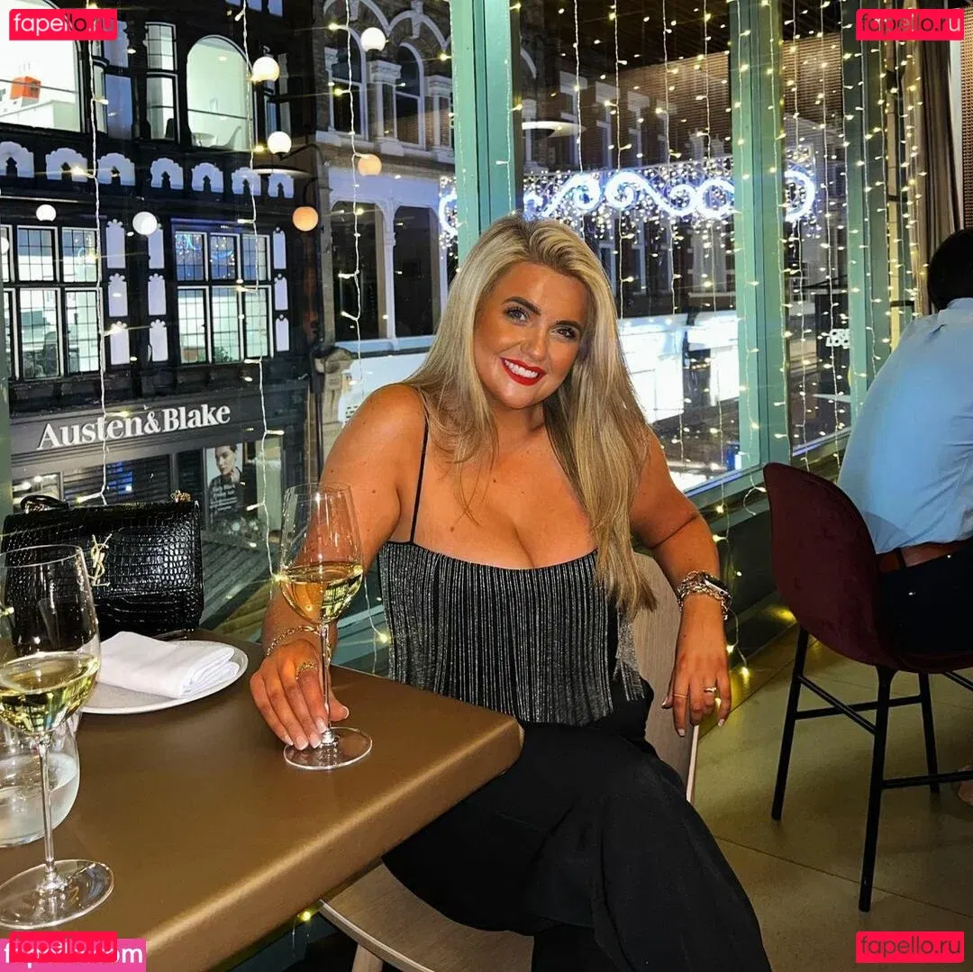 Emily Mather Onlyfans Photo Gallery 