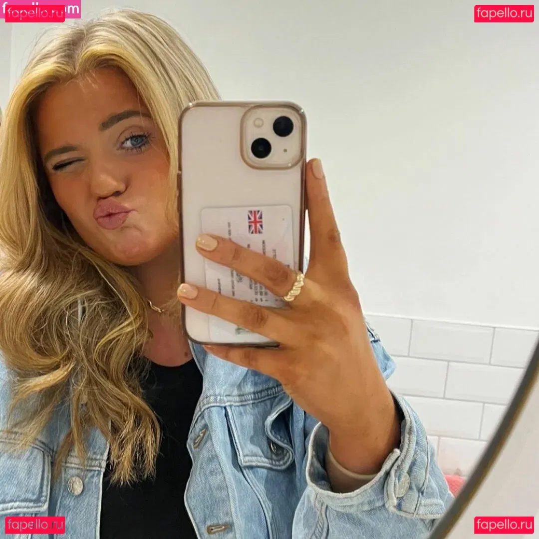 Emily Mather Onlyfans Photo Gallery 